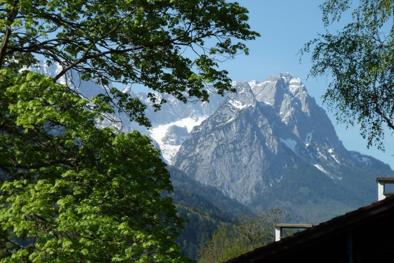 Ferienhaus Erika Garmisch-Partenkirchen Luaran gambar